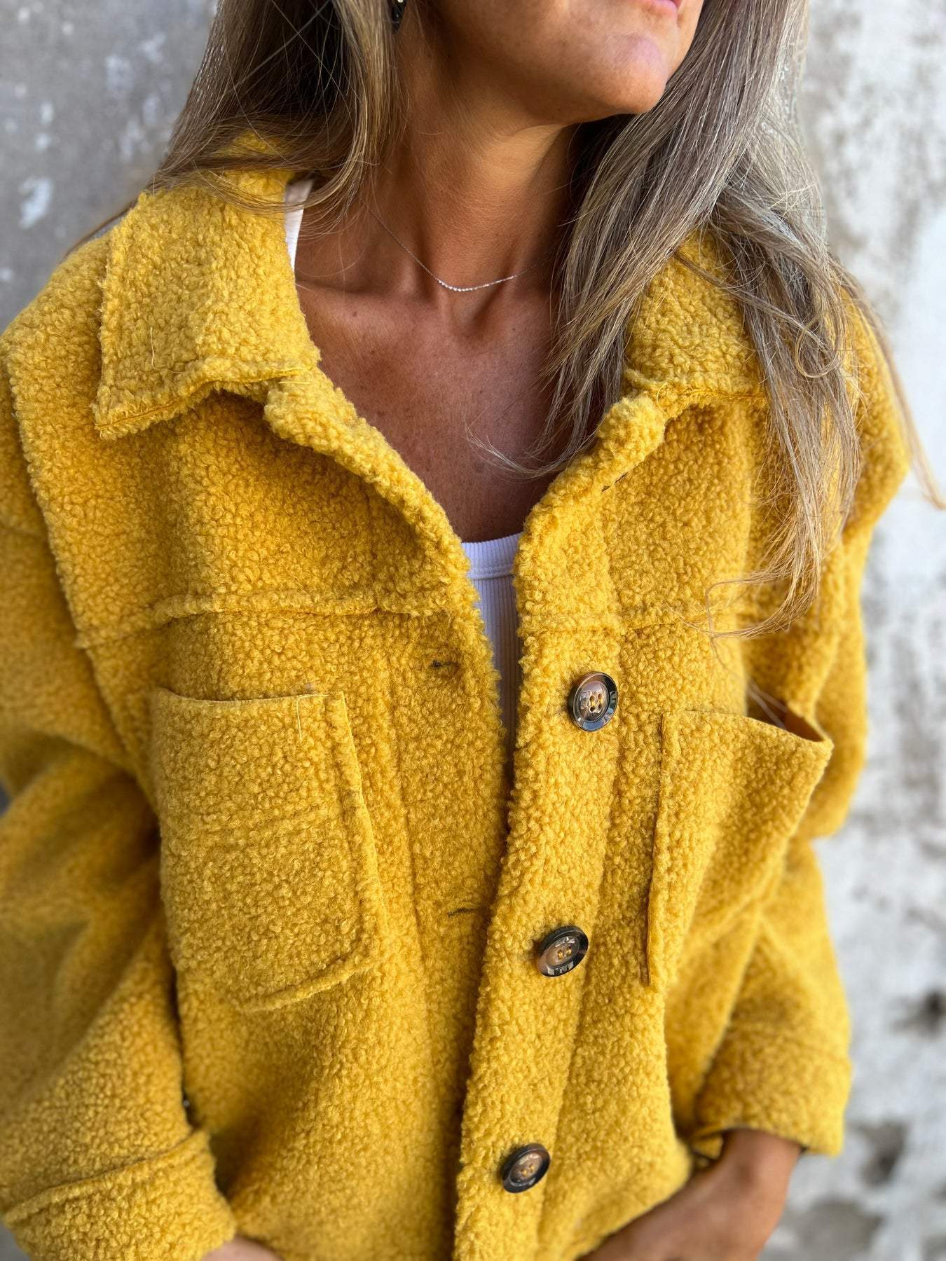 Veste Courte en Laine avec Poches